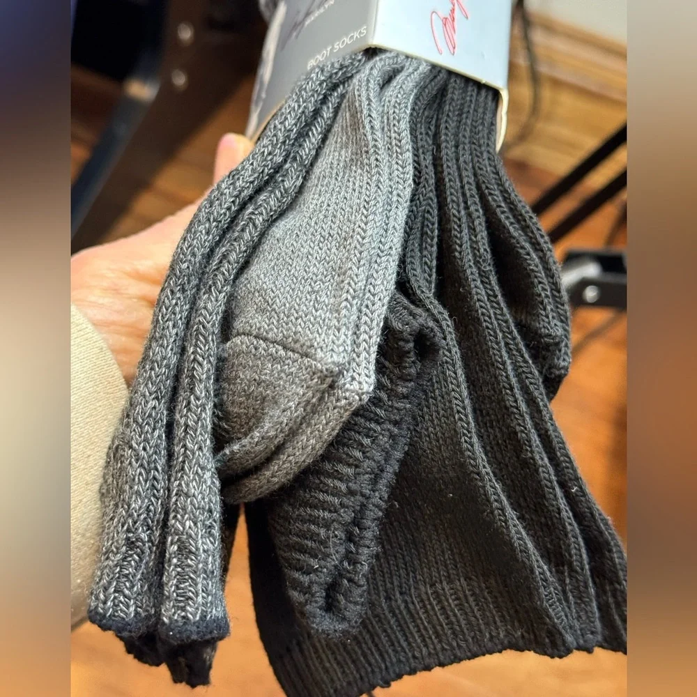 NWT MARILYN MONROE Women's Black and Gray Boot Socks - 6 Pairs